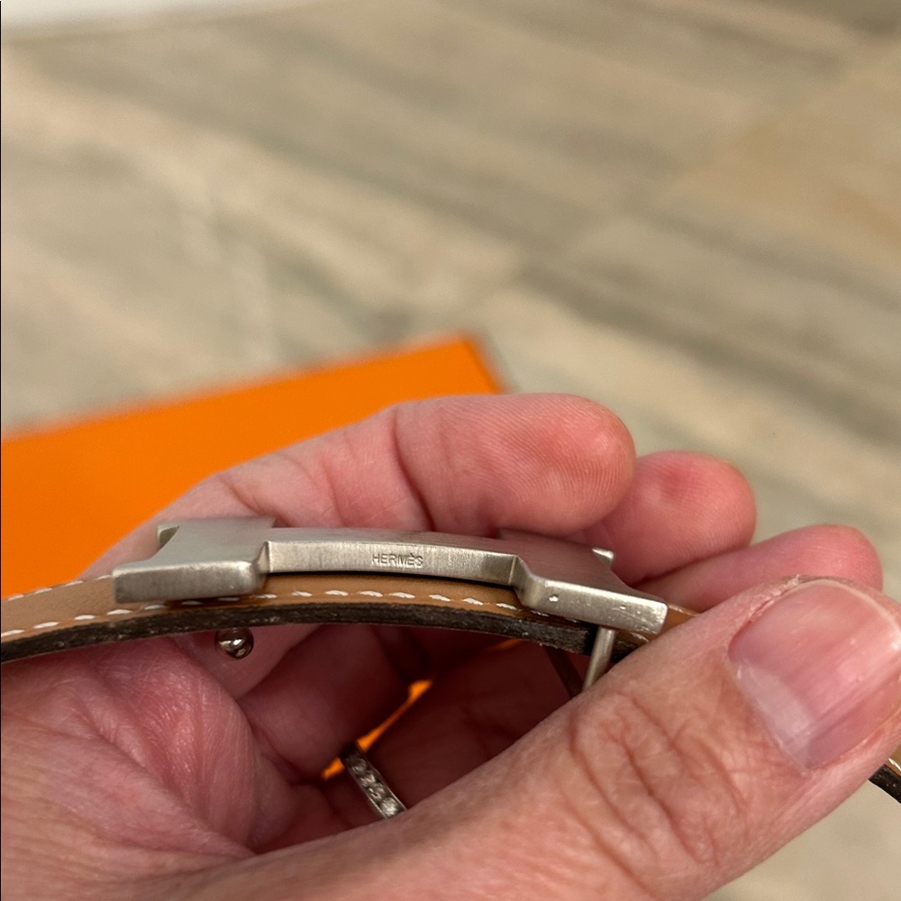 Authentic Hermes reversible tan gold/Pale Pink 24MM Belt Kit with original box - Picture 4 of 10